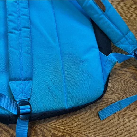 Herschel Backpack - Picture 4 of 15